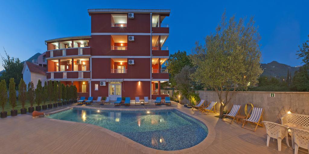 Apartments Gold Budva Buitenkant foto