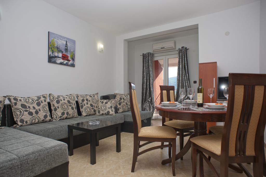 Apartments Gold Budva Buitenkant foto