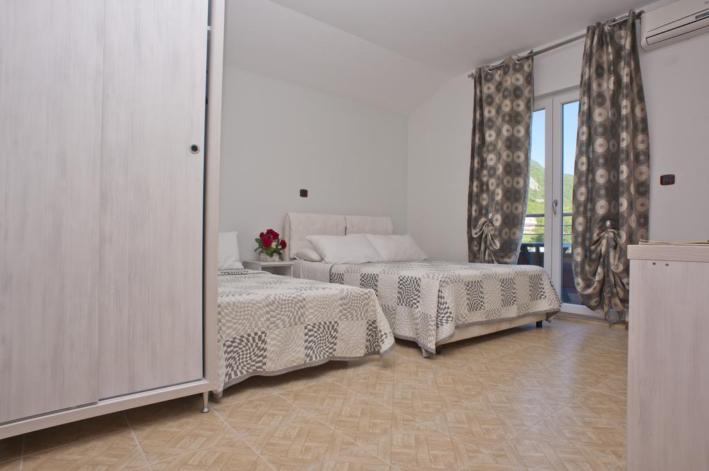 Apartments Gold Budva Buitenkant foto