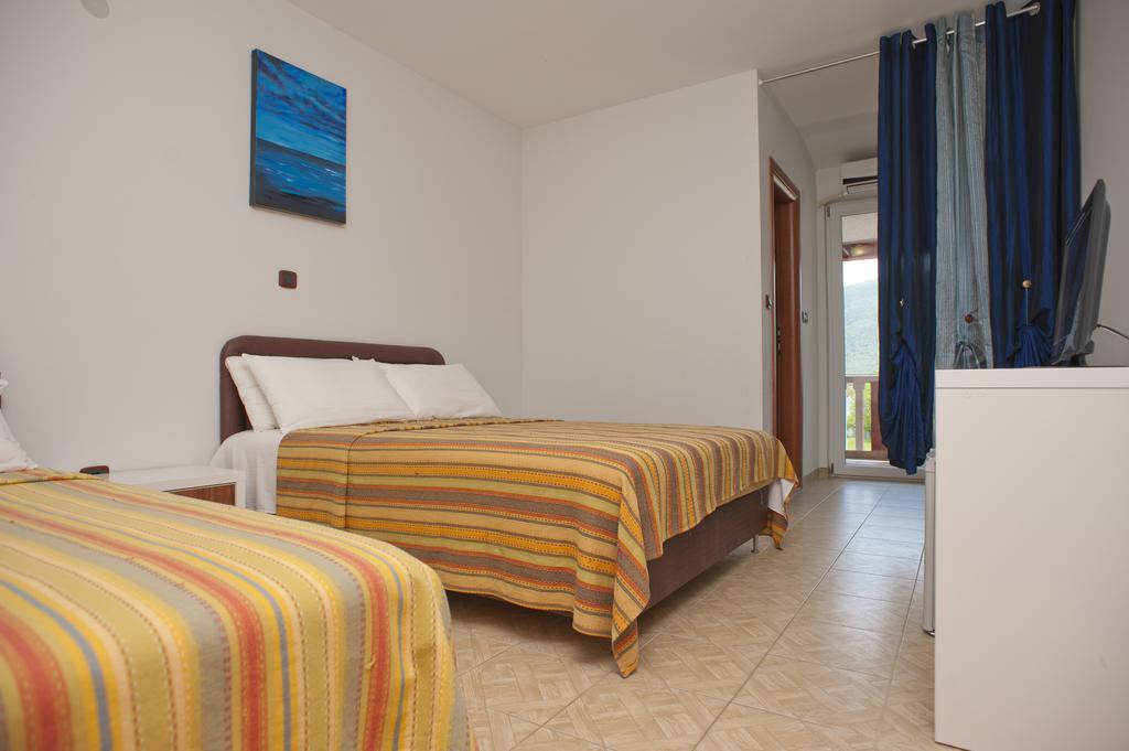 Apartments Gold Budva Buitenkant foto
